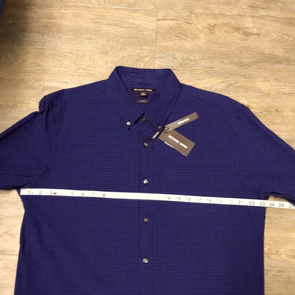 Brand🆕😍 MICHAEL KORS short sleeve shirt - Picture 9 of 9